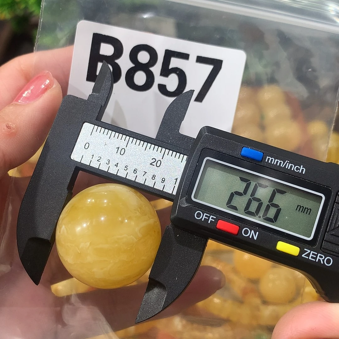 未镶嵌琥珀珠宝奇石