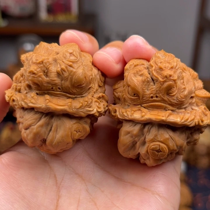 核桃把件41尺寸龙蟾