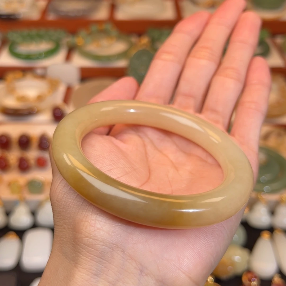 未镶嵌手镯和田玉57