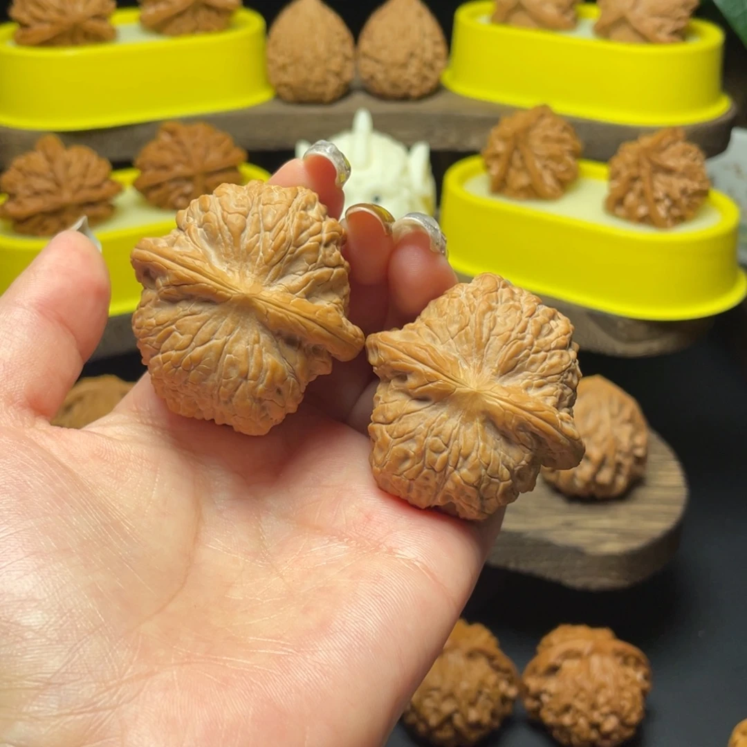 文玩核桃把件43微修血麒麟