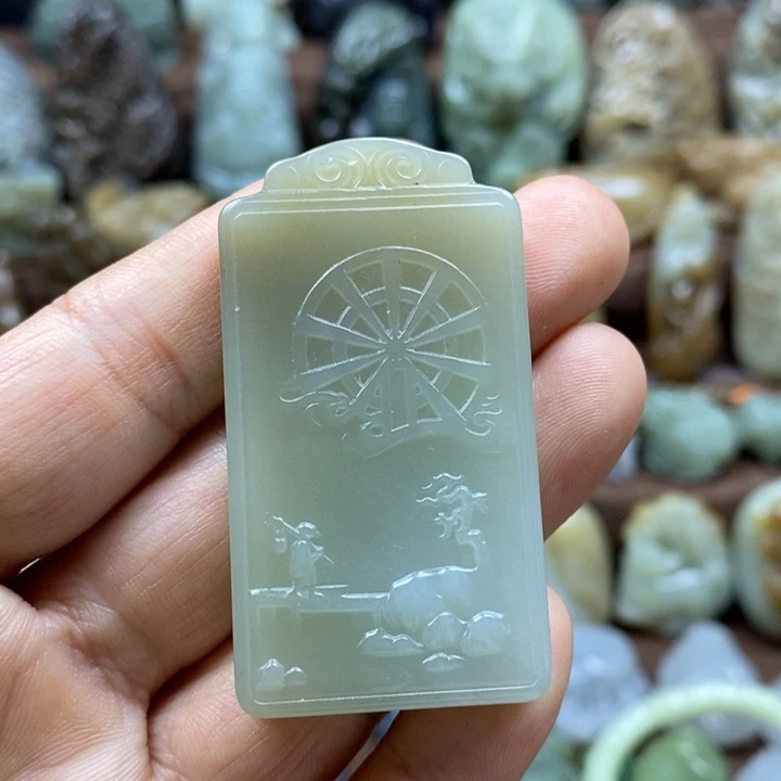 和田玉未镶嵌颈饰