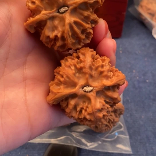 【闪购商品】吊坠文玩核桃七*平果元