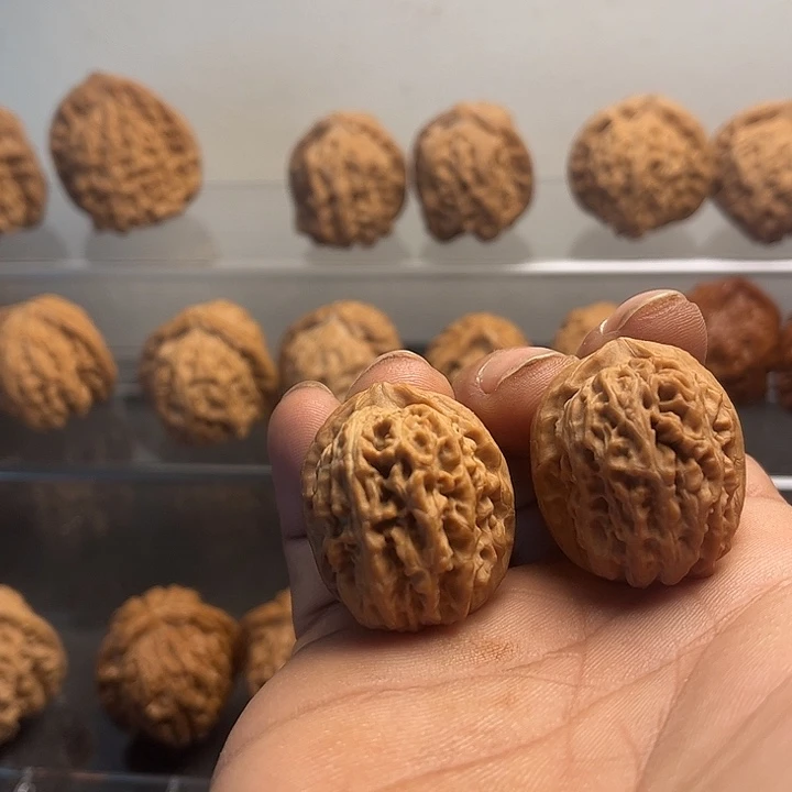 桃核吊坠29荔枝纹