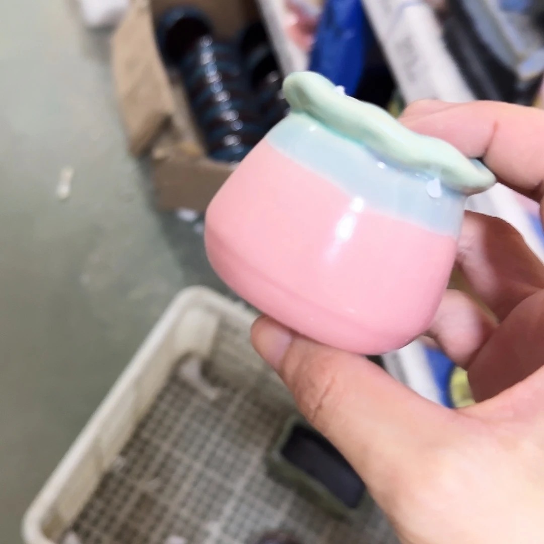 福利局库存尾单·有孔花盆当天满9元发857