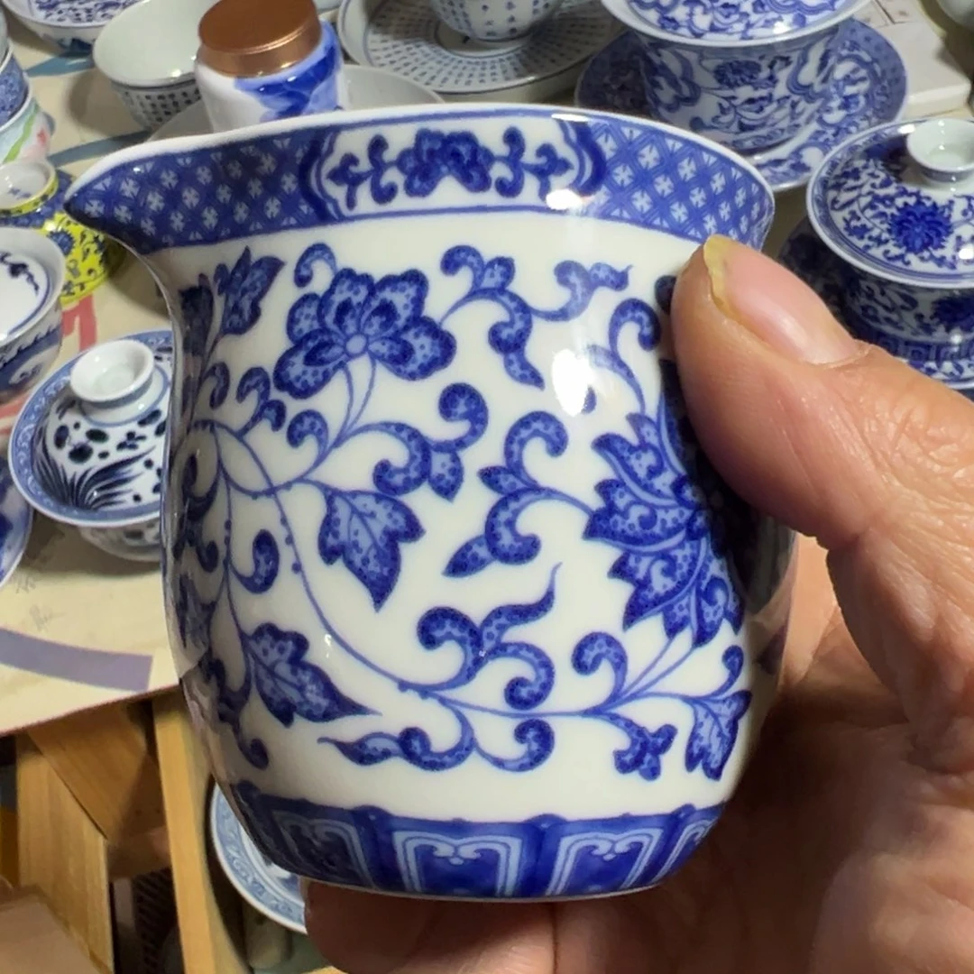 摆件景德镇青花瓷器