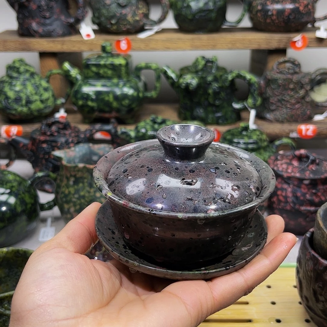 梅花石安山玉盖碗