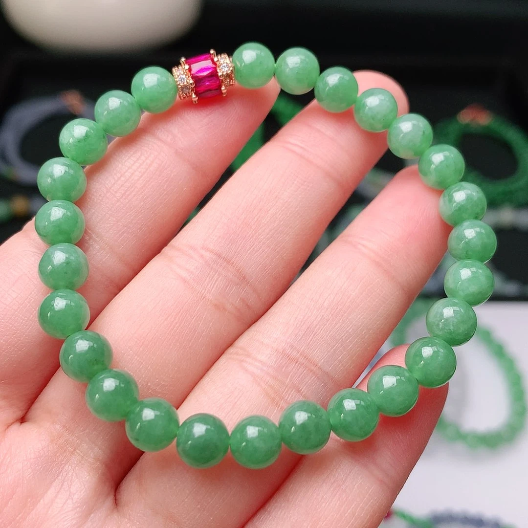 翡翠手链未镶嵌翡翠