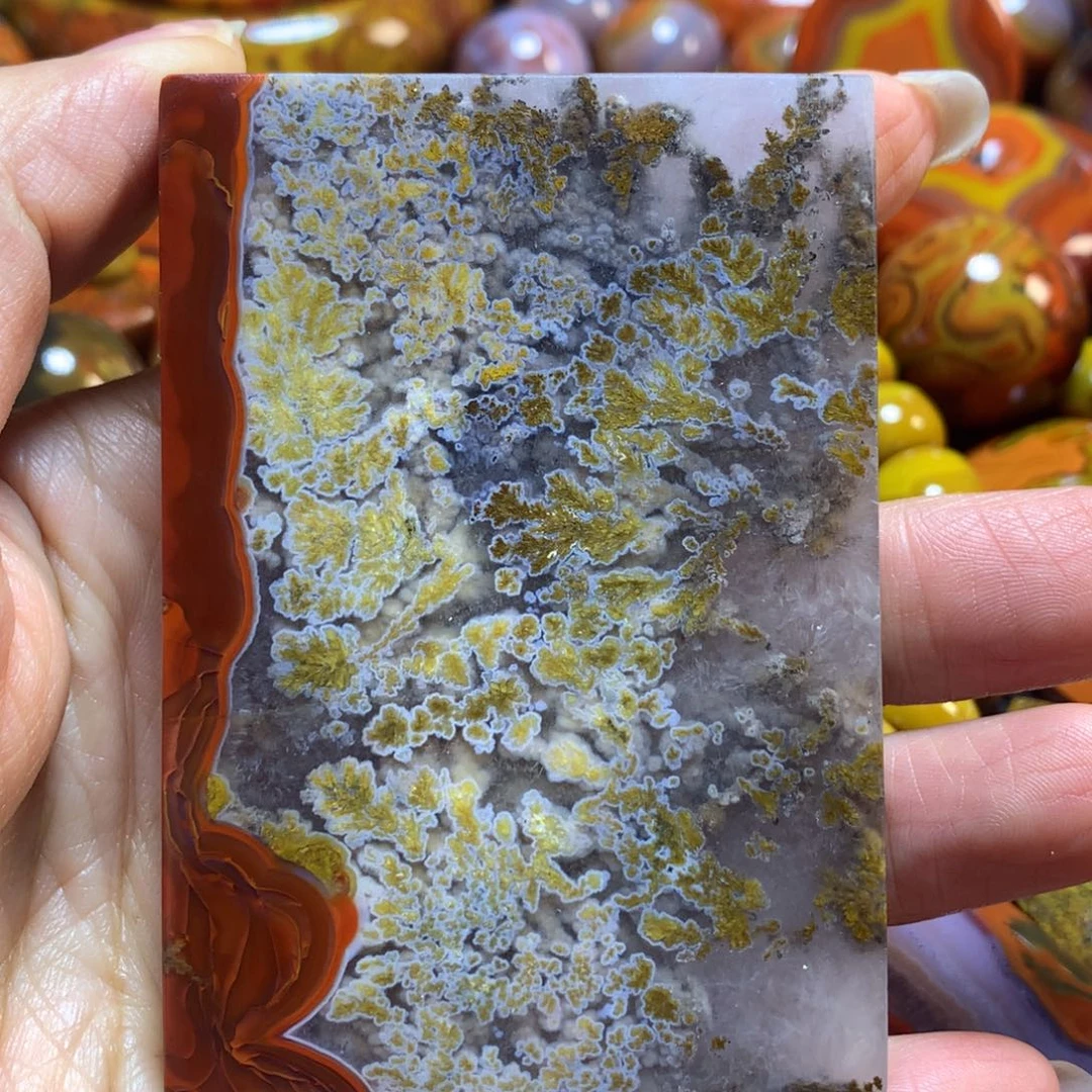 玛瑙/玉髓战国红吊坠未镶嵌