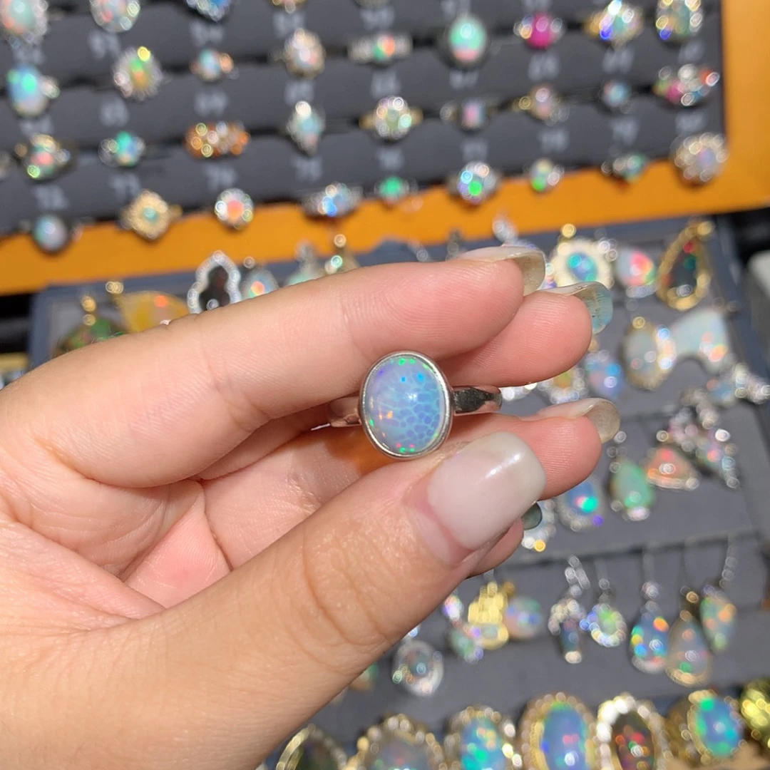 银S925镶嵌欧泊欧泊戒指l