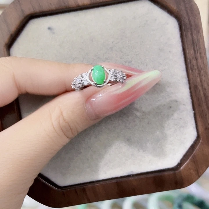 翡翠未镶嵌颈饰天然翡翠Ａ货