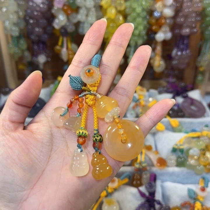 玛瑙/玉髓钥匙挂件未镶嵌