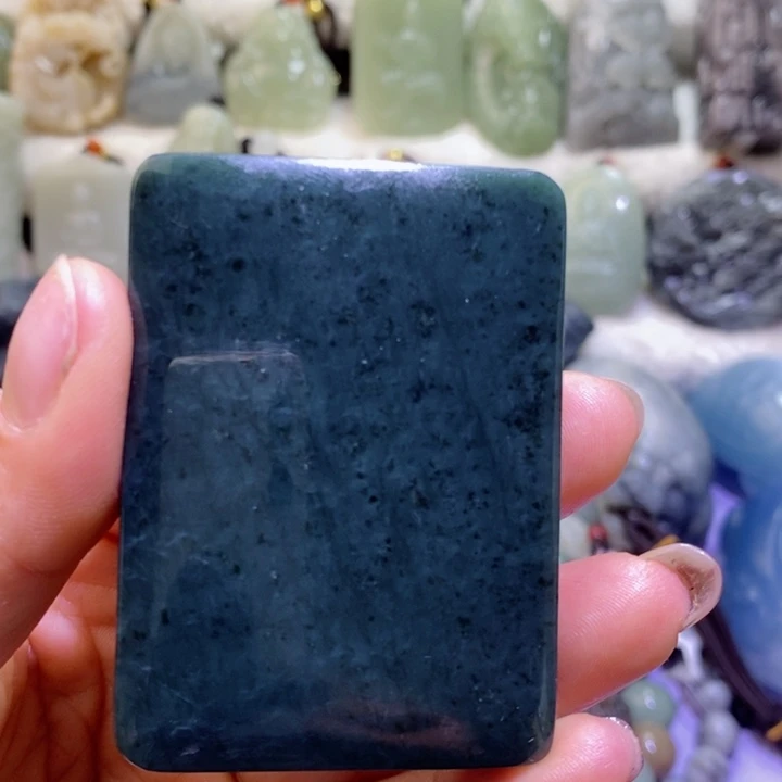 和田玉边角料未镶嵌