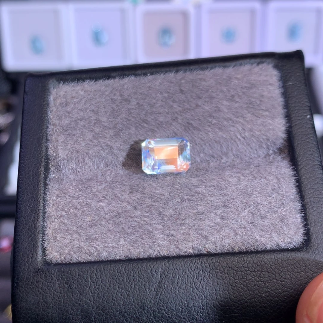 月光石裸石2.395ct