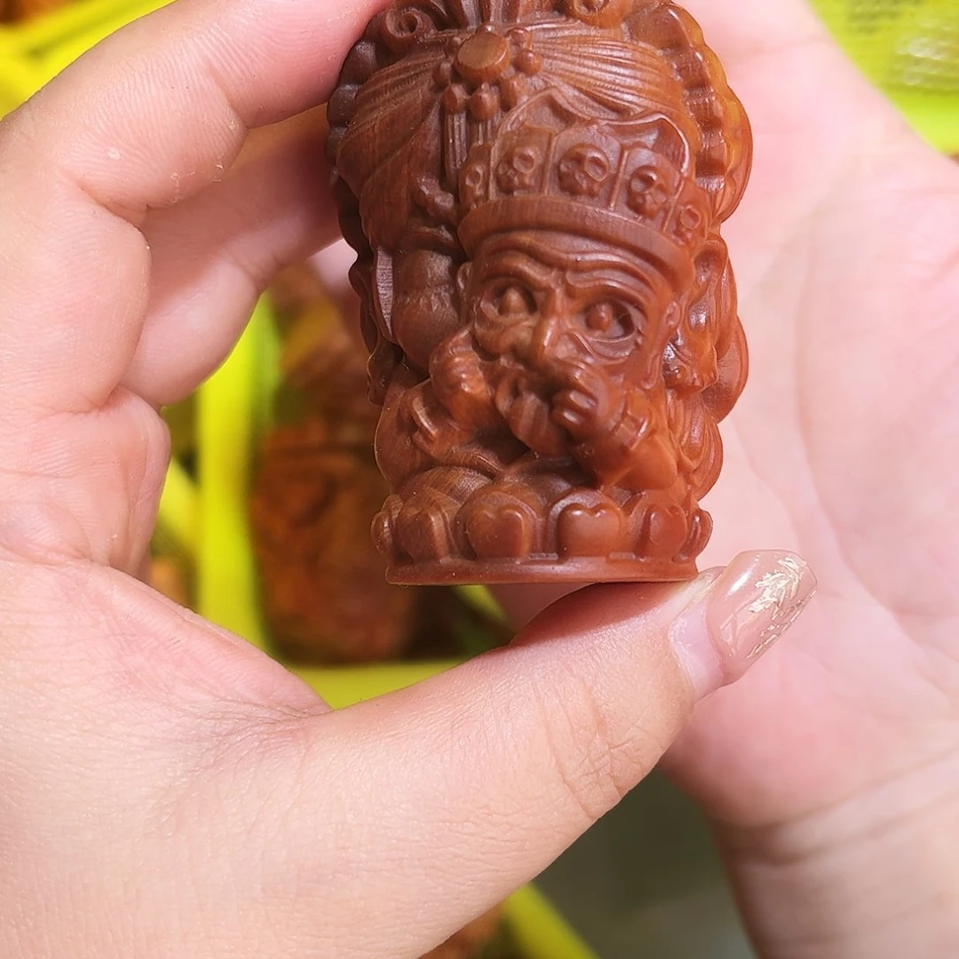 吊坠白玉菩提送****?把件