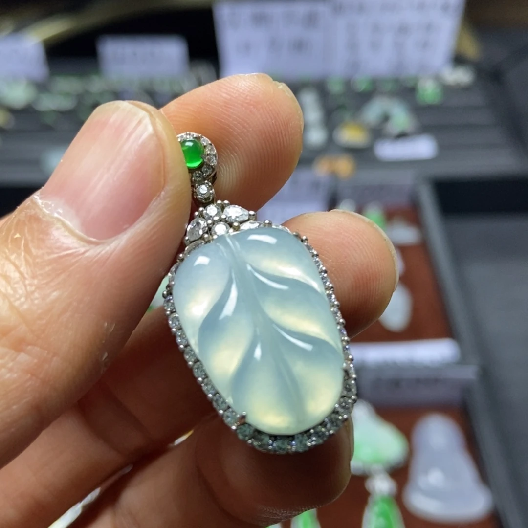 翡翠银S925镶嵌颈饰