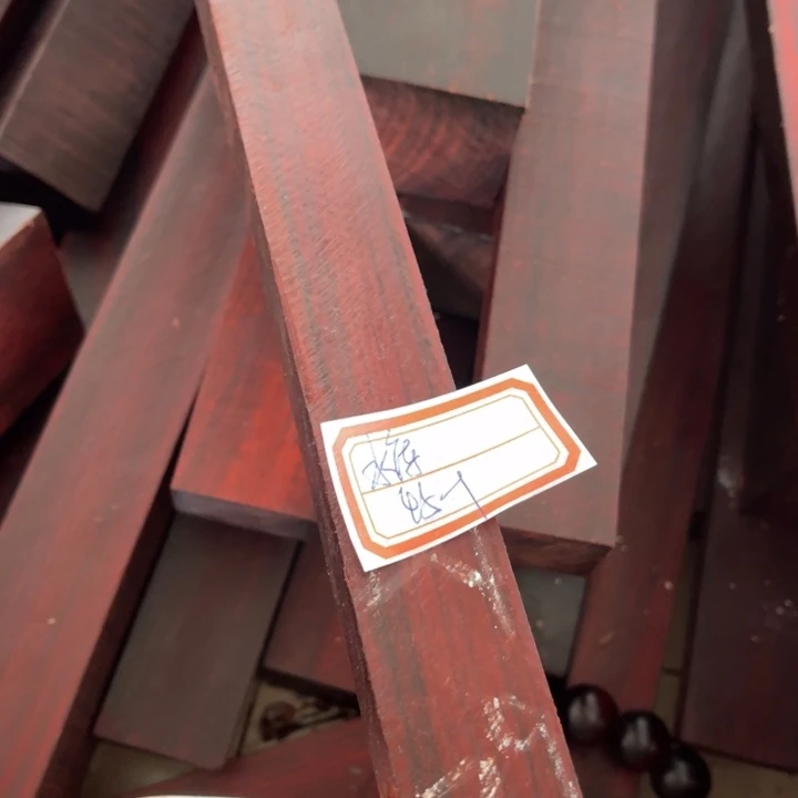 紫檀木类端景台水***人