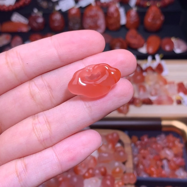 南红玛瑙未镶嵌珠宝半成品如意锁