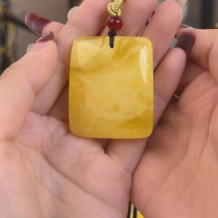 裸石琥珀未镶嵌无事牌17.4g