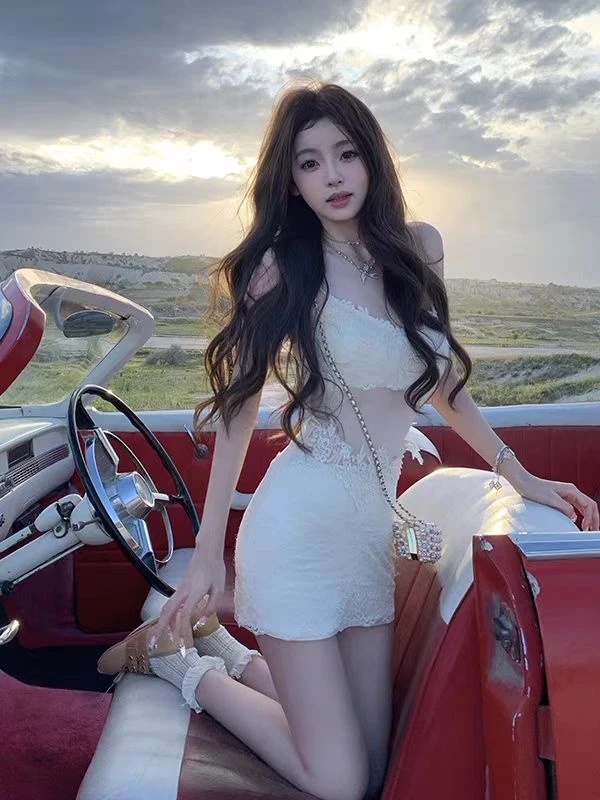 【绵绵仲夏】2025夏季新款高级感浪漫细腻蕾丝花纹吊带连衣裙短裙女