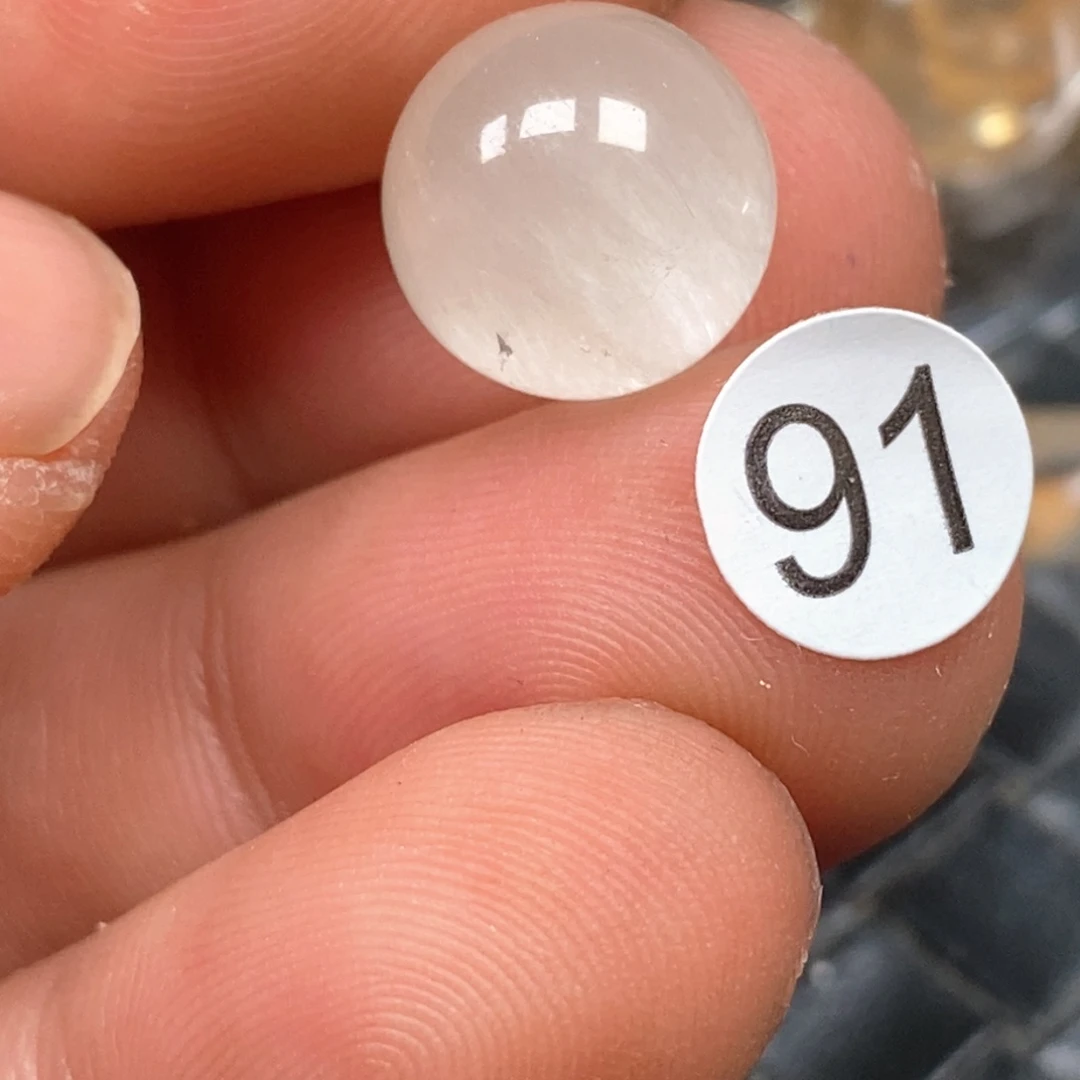 ****勾颈饰未镶嵌水晶水晶