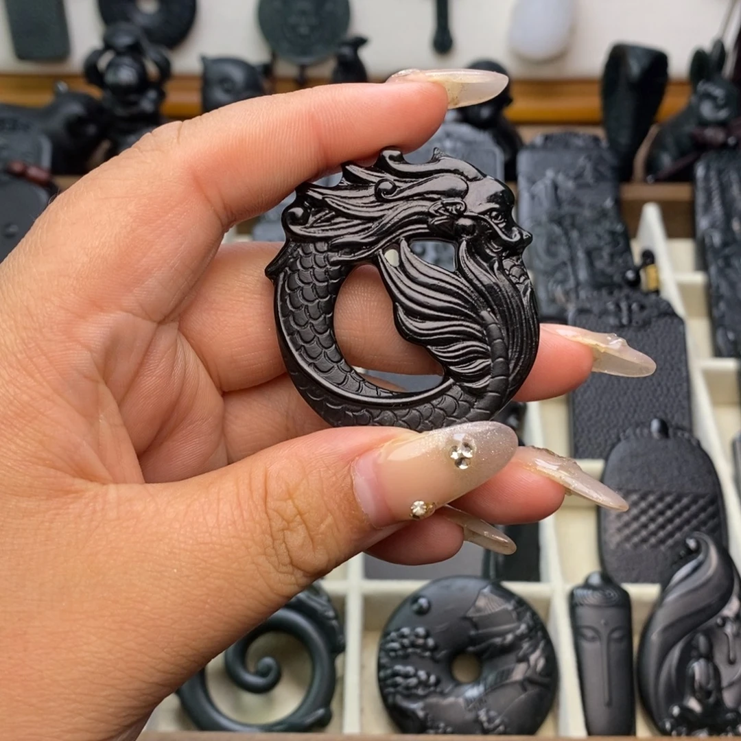 ꧁***꧂和田玉未镶嵌颈饰