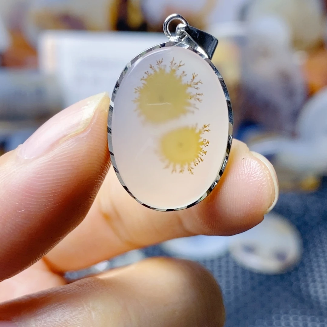 玛瑙/玉髓未镶嵌珠宝奇石