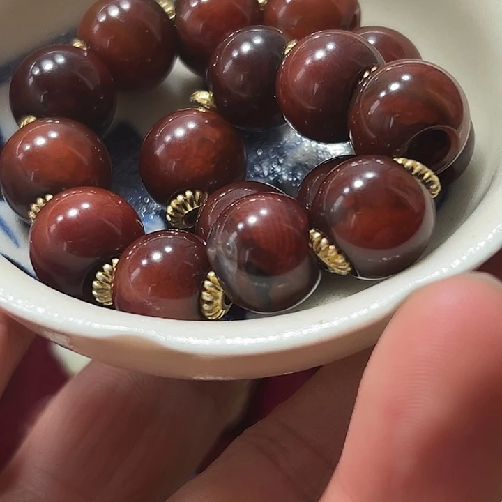 瓷片哈哈深思熟虑记录兔兔