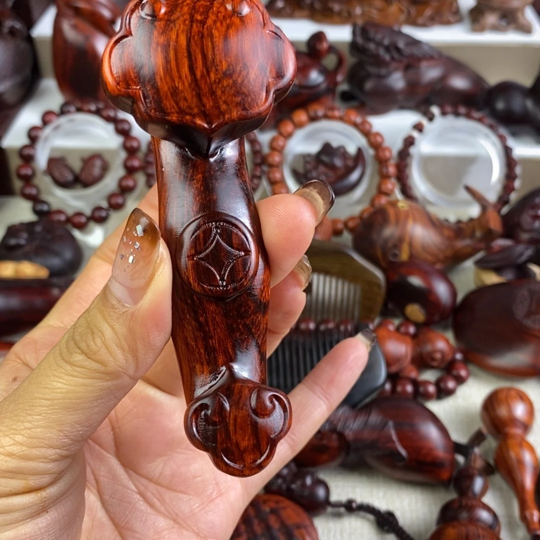 木段光紫檀如意手把件