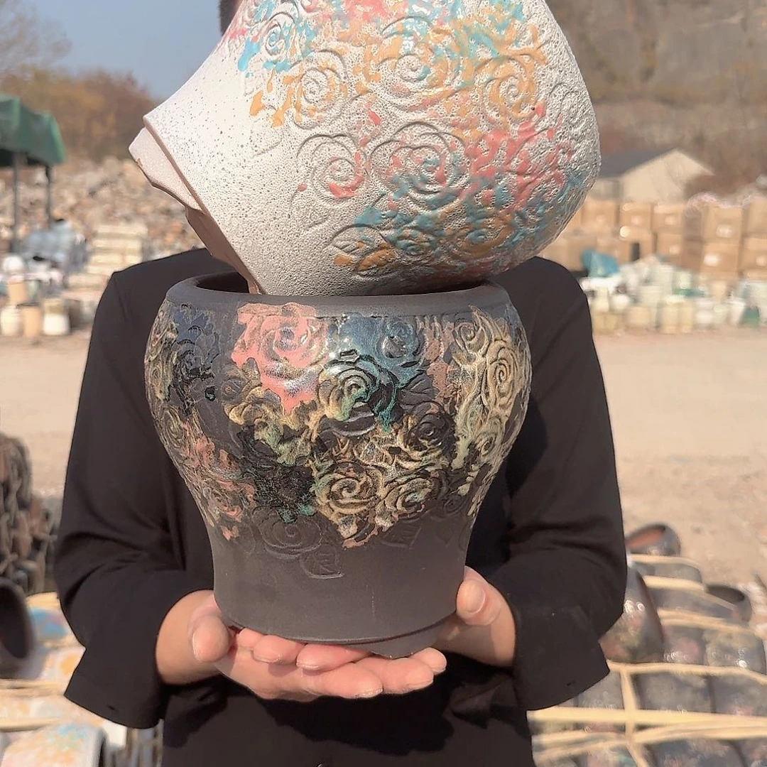 紫砂花盆口18高19（两个玫瑰花脚脚！