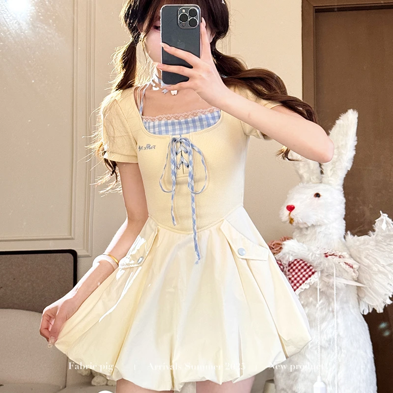 奶蓝布蕾 织物猪原创 杏色挂脖拼接假两件连衣裙女夏显瘦花苞短裙