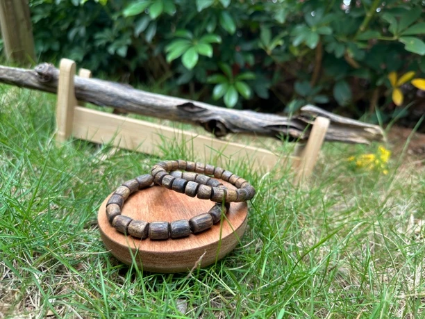 卡8白棋老料桶珠单圈手串8克