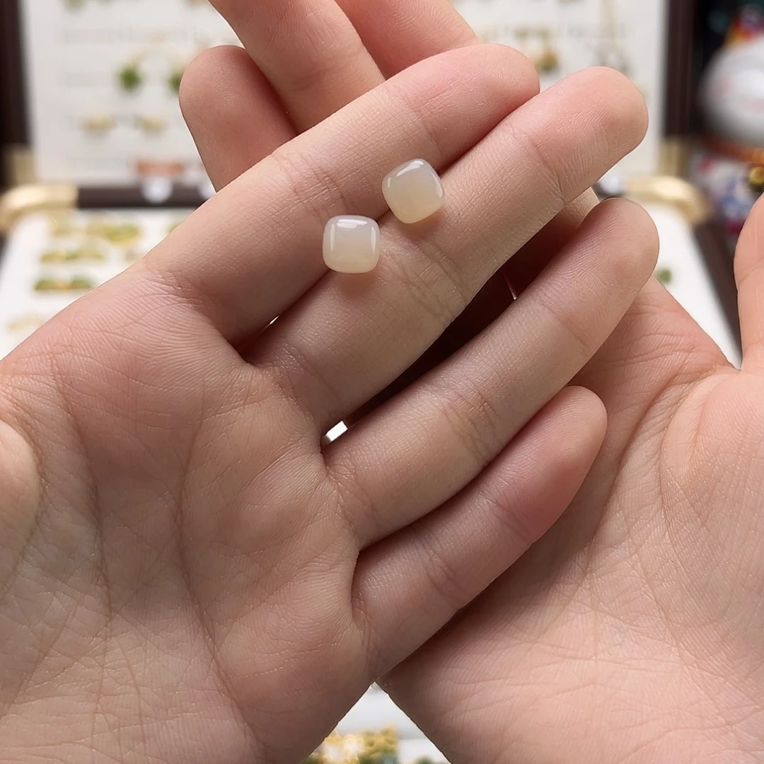 银S925镶嵌和田玉耳饰