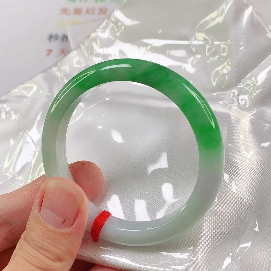 翡翠手镯未镶嵌翡翠手镯1800