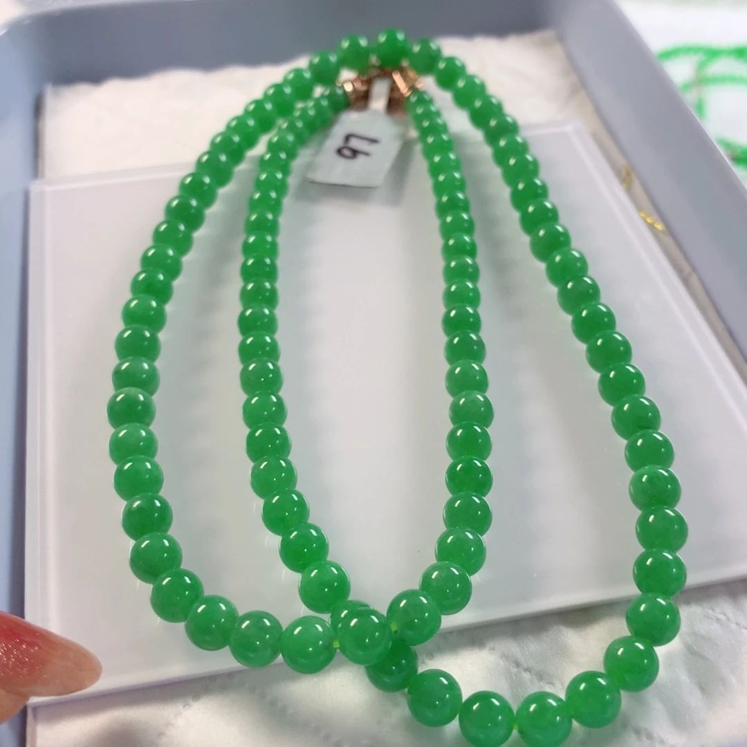 翡翠未镶嵌颈饰项链