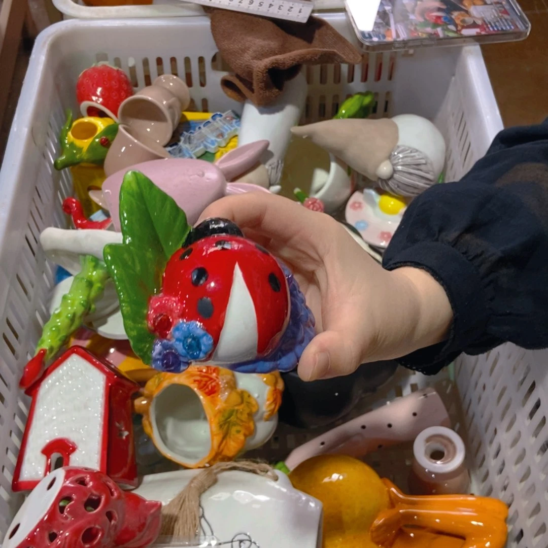 瑕疵陶瓷瑕疵特卖～非偏满八米邮o***雪