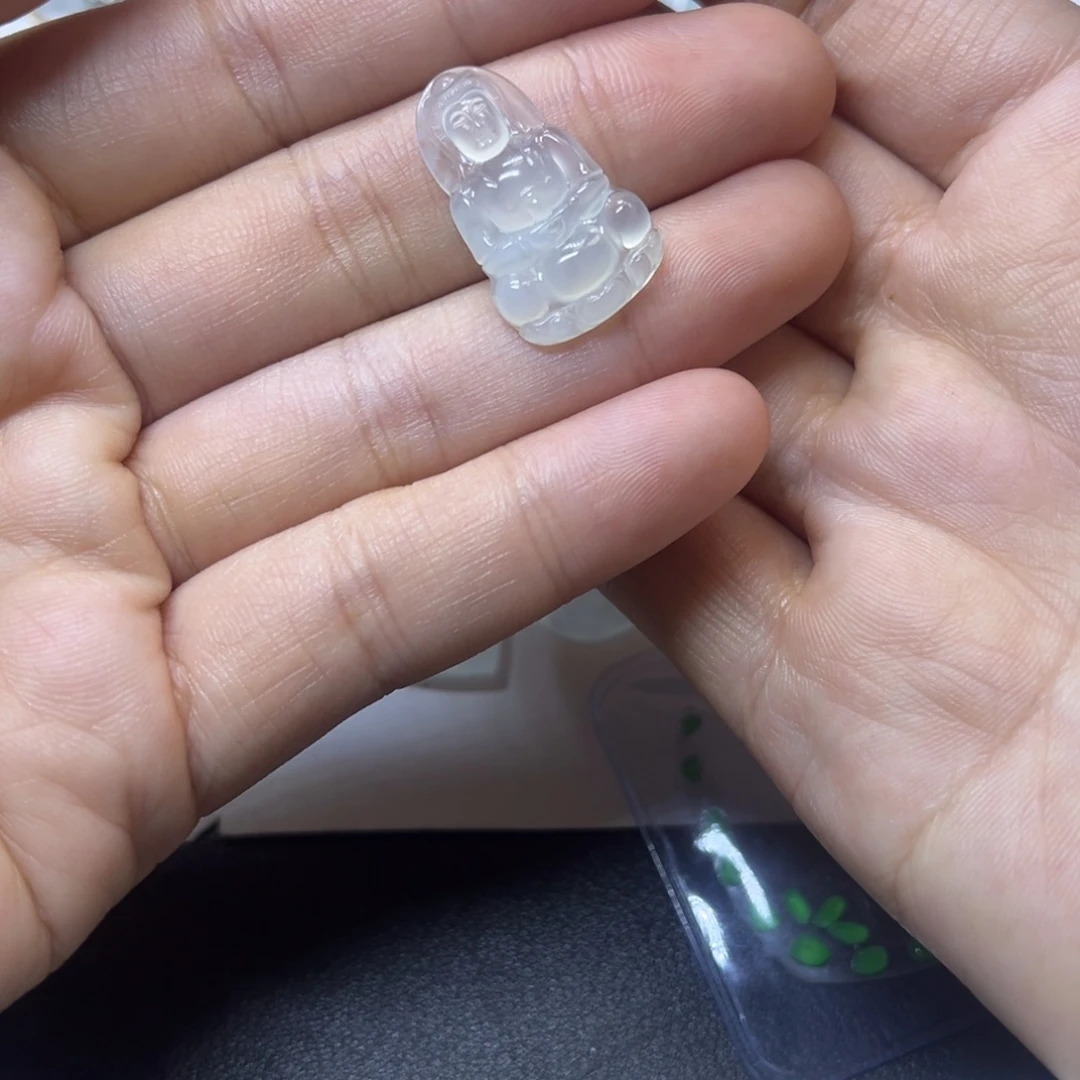 翡翠裸石缅甸翡翠