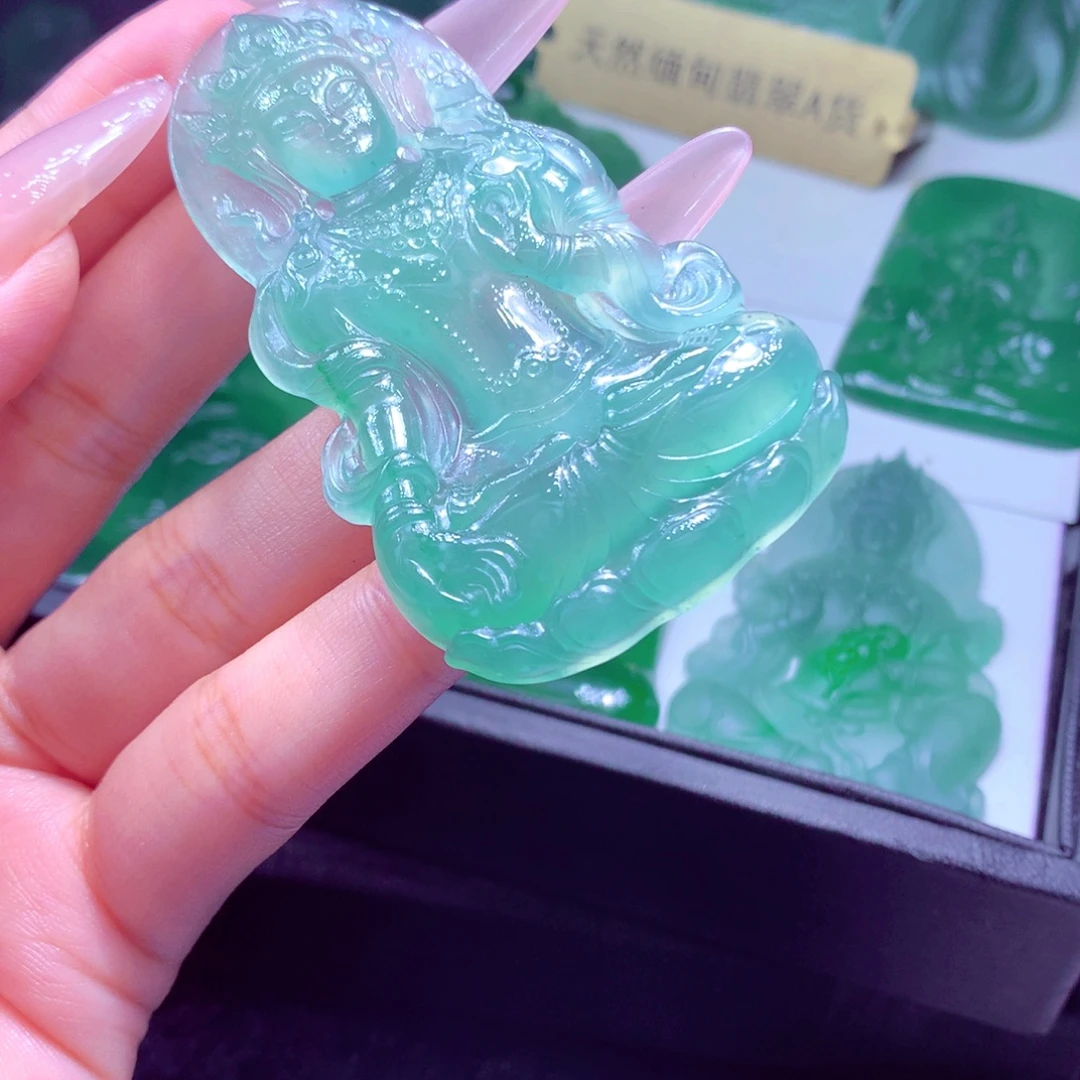 隔***樊定制翡翠未镶嵌天然缅甸翡翠A货毛货挂件