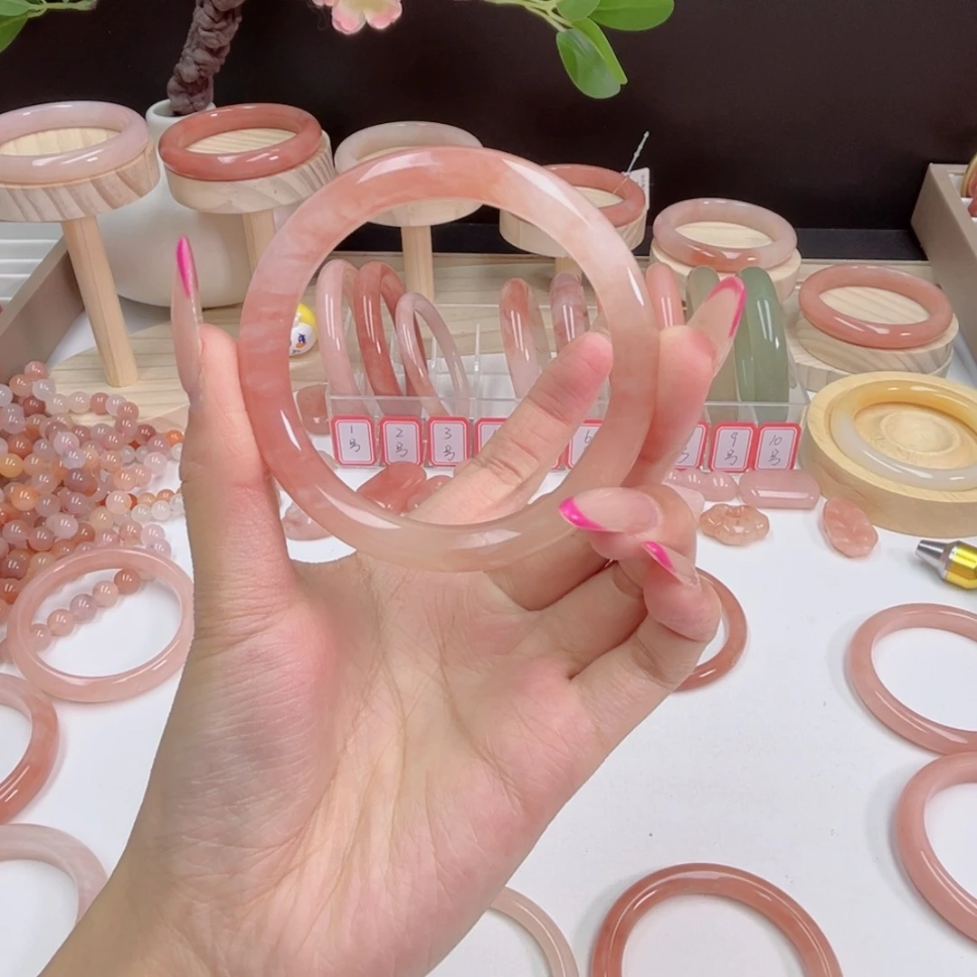 未镶嵌手镯石英质玉A****8