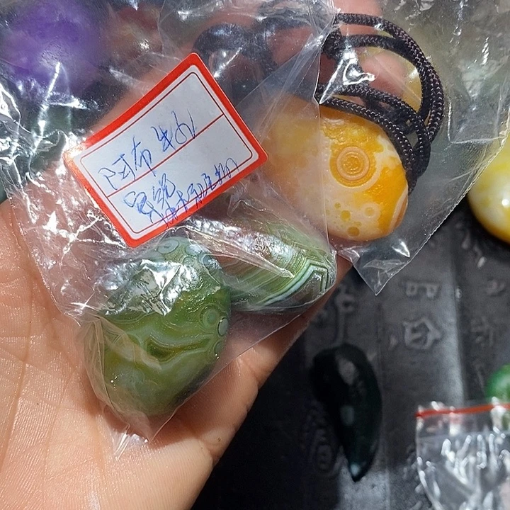 玛瑙/玉髓颈饰未镶嵌阿*