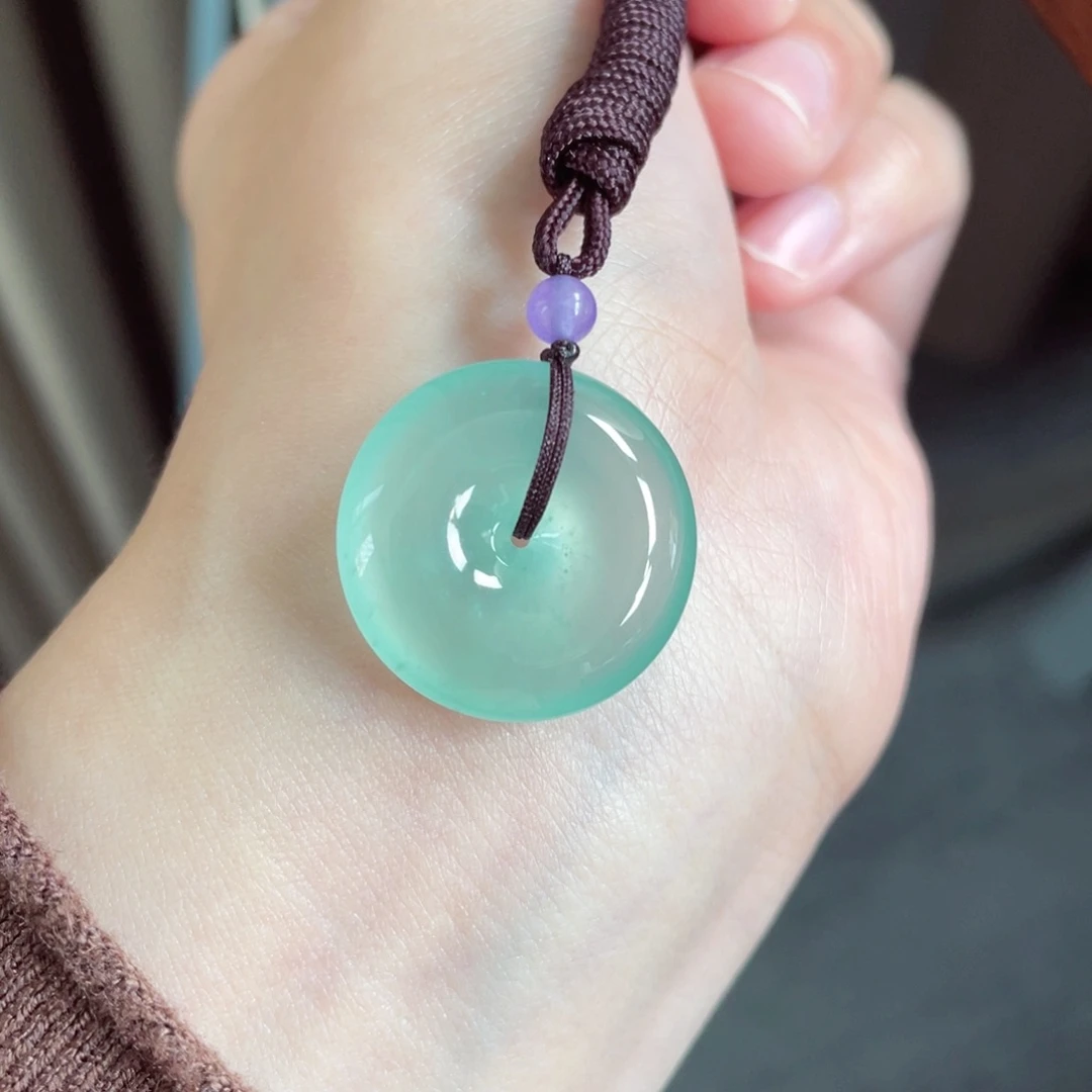 翡翠颈饰未镶嵌扣子