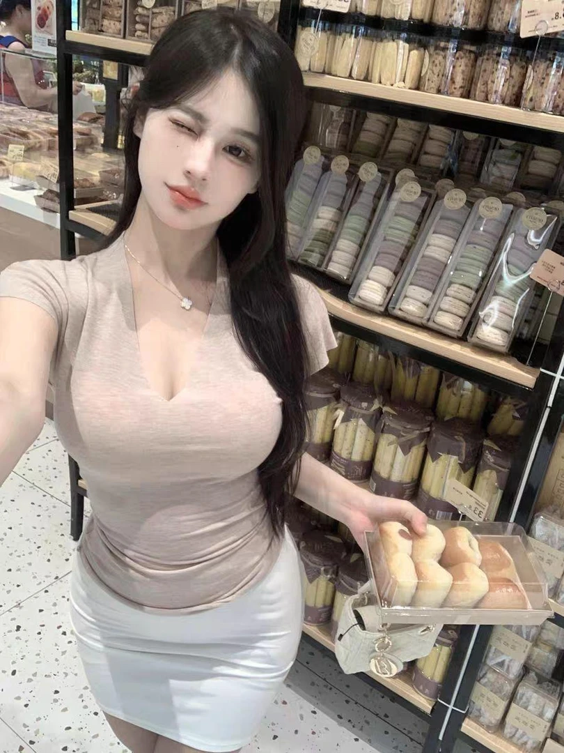 V领正肩紧身收腰短袖T恤女夏季韩系修身显瘦简约上 衣