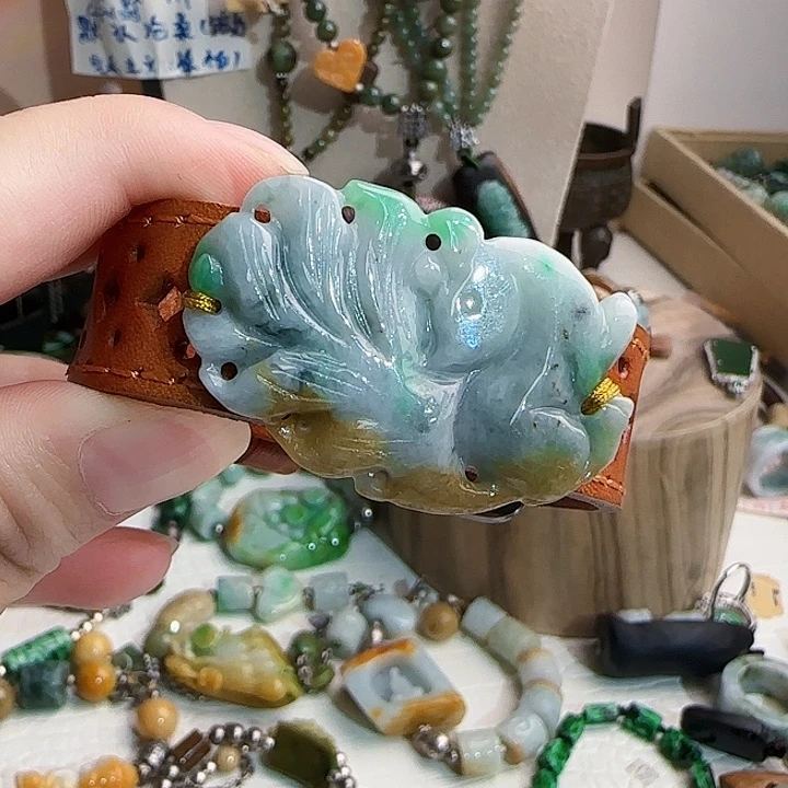 未镶嵌手链翡翠飞***?未镶嵌手链翡翠