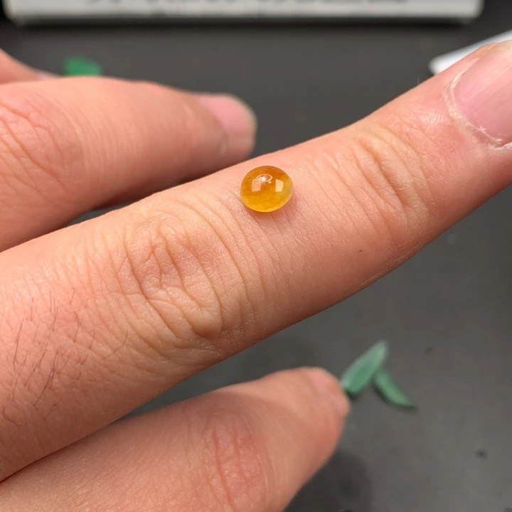 卜***吉定制翡翠未镶嵌材料定制