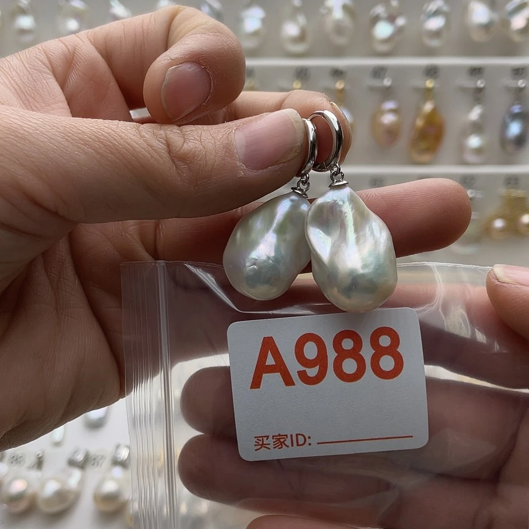 淡水珍珠颈饰未镶嵌鲁*花