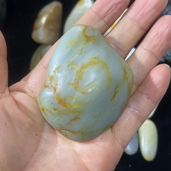 未镶嵌和田玉（糖玉）挂件