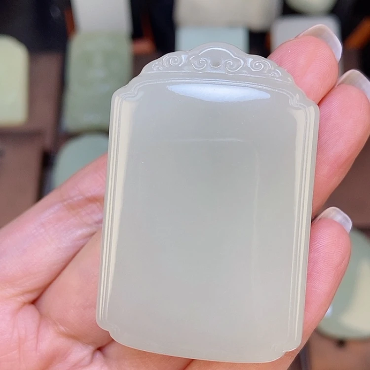 【闪购商品】颈饰未镶嵌和田玉