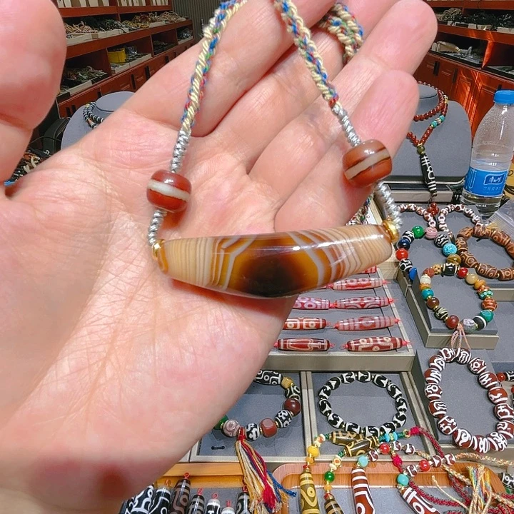 未镶嵌玛瑙/玉髓珠宝奇石