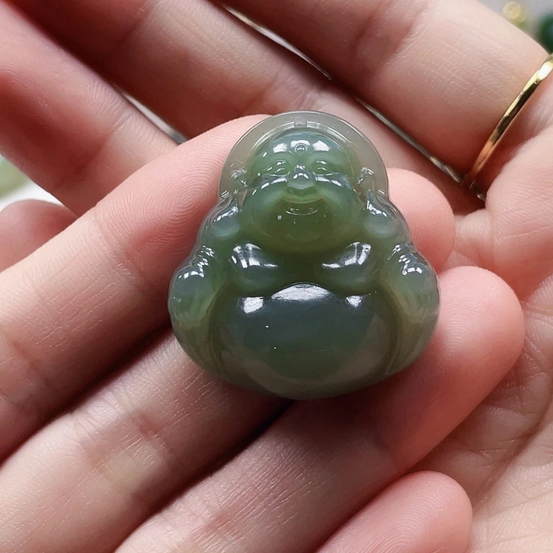 且***风吊坠(不含链)未镶嵌和田玉