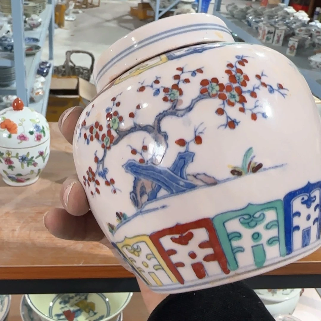 瓷片瓷器的造型和制作技术均