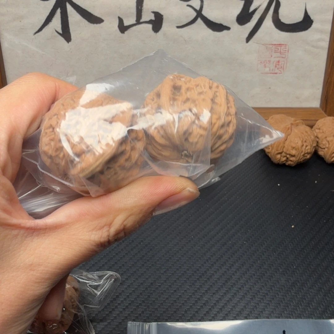 y***t吊坠文玩核桃39铁锤 黄点